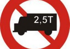 Biển báo cấm số hiệu 106b: Cấm xe ô tô tải