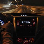 Những điều cần chú ý khi lái xe đường dài về đêm